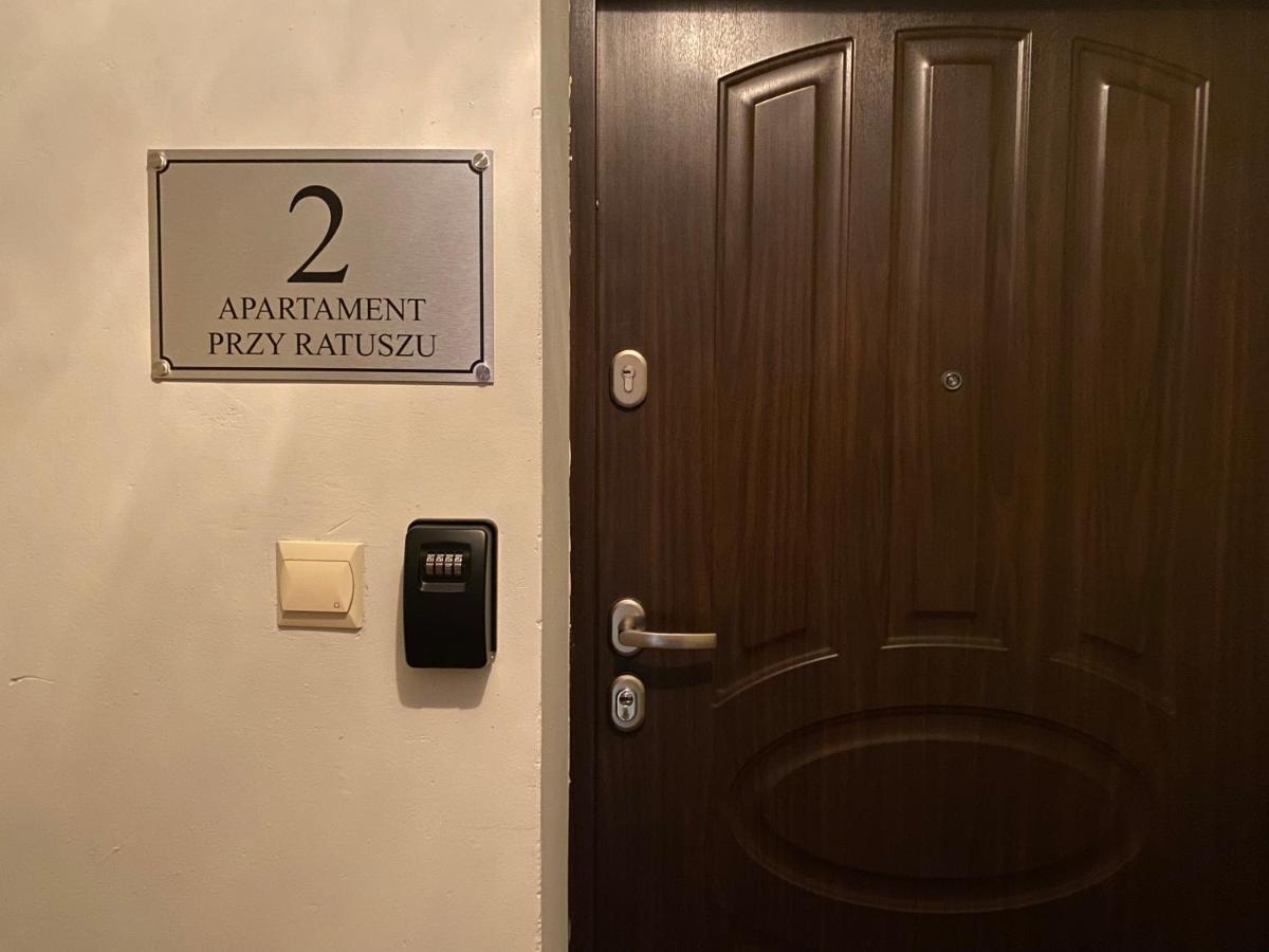 Apartament Przy Ratuszu Klodzko Exterior photo