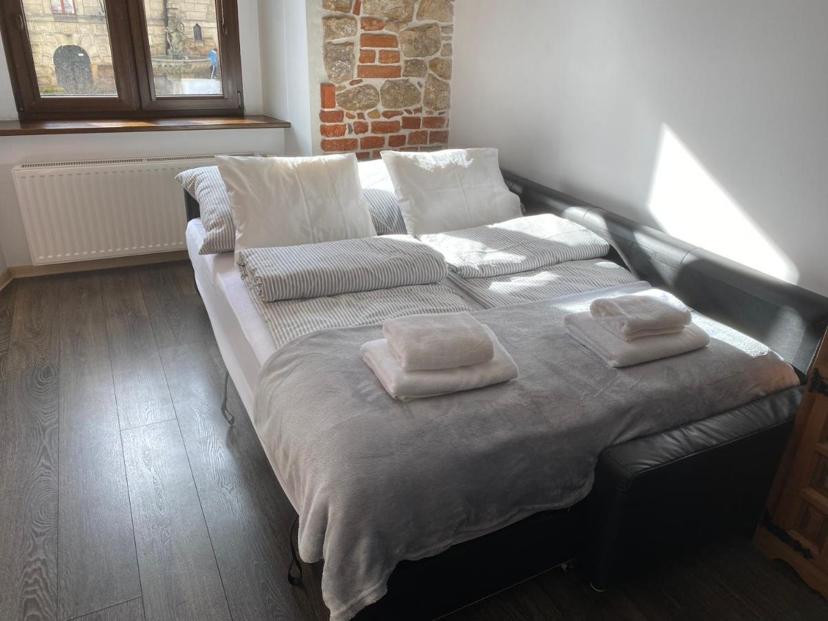 Apartament Przy Ratuszu Klodzko Exterior photo