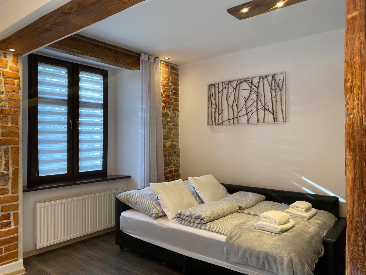 Apartament Przy Ratuszu Klodzko Exterior photo